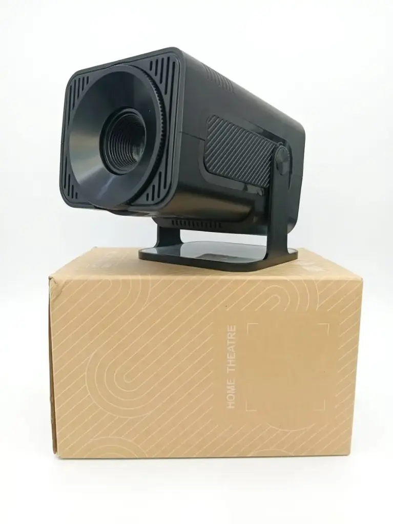 PROYECTOR HY320
